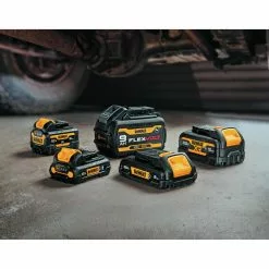 Dewalt DCB124G 12V MAX 3 Ah Oil-Resistant Lithium-Ion Battery -Dewalt Shop dewndcb124g e