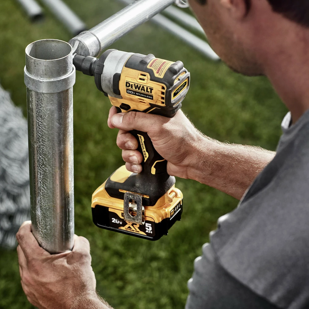 Dewalt DCF911B 20V MAX Brushless Lithium-Ion 1/2 In. Cordless Impact Wrench With Hog Ring Anvil (Tool Only) 9 Dewalt DCF911B 20V MAX Brushless Lithium-Ion 1/2 In. Cordless Impact Wrench With Hog Ring Anvil (Tool Only) - Image 9
