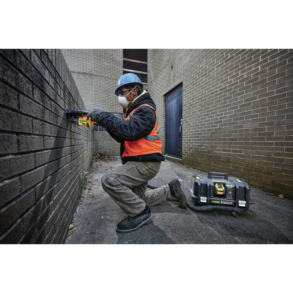Dewalt DCG418X1 FLEXVOLT 60V MAX Brushless Lithium-Ion 4-1/2 In. - 6 In. Cordless Grinder Kit With Kickback Brake And (1) 9 Ah Battery 4 Dewalt DCG418X1 FLEXVOLT 60V MAX Brushless Lithium-Ion 4-1/2 In. - 6 In. Cordless Grinder Kit With Kickback Brake And (1) 9 Ah Battery - Image 4