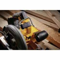 Dewalt DCS573B 20V MAX Brushless Lithium-Ion 7-1/4 In. Cordless Circular Saw With FLEXVOLT ADVANTAGE (Tool Only) -Dewalt Shop dewndcs573b n
