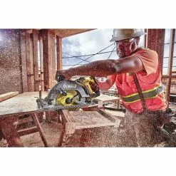Dewalt DCS577X1 FLEXVOLT 60V MAX 9.0Ah 7-1/4 In. Worm Drive Style Saw Kit 13 Dewalt DCS577X1 FLEXVOLT 60V MAX 9.0Ah 7-1/4 In. Worm Drive Style Saw Kit -Dewalt Shop dewndcs577x1 f