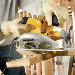 Dewalt DWE575SB 7-1/4 In. Circular Saw Kit With Electric Brake -Dewalt Shop dewndwe575sb f