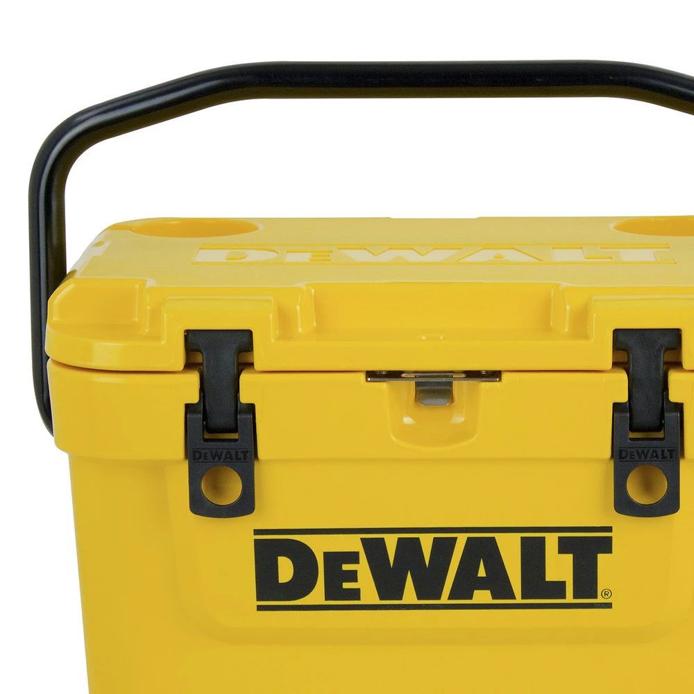 Dewalt DXC10QT 10 Quart Roto-Molded Insulated Lunch Box Cooler 4 Dewalt DXC10QT 10 Quart Roto-Molded Insulated Lunch Box Cooler - Image 4